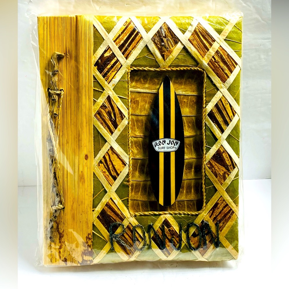 RON JON SURF SHOP Photo Album  Banana Leaf  Surf Board  Tiki Theme  RARE  NEW